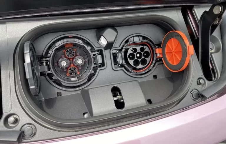 مقبس تشاديمو